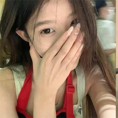 女儿国嬉春